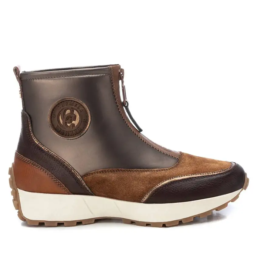 Stivaletti in pelle da dona Carmela