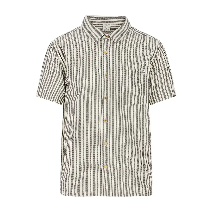 Camicia Protest Debut