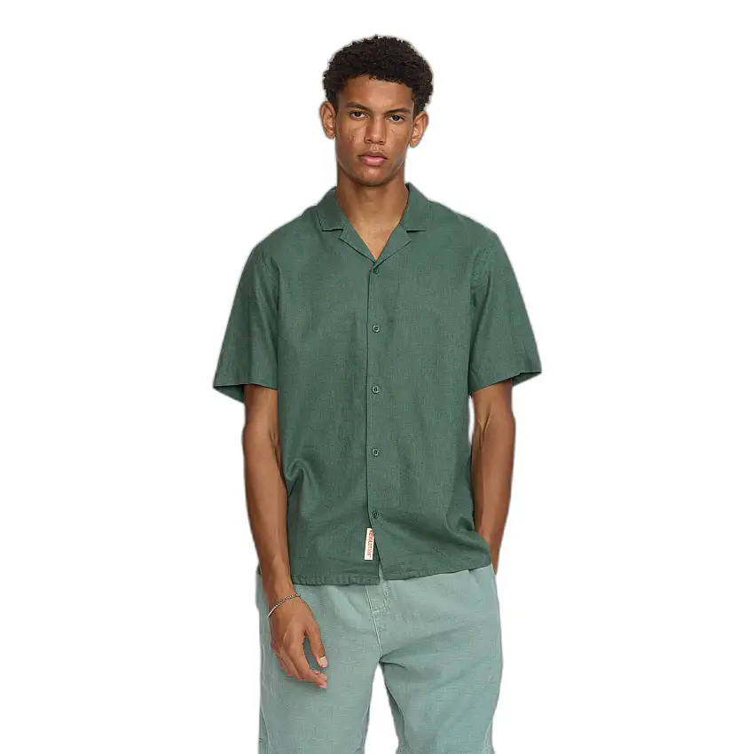 Camicia cubana con chiusura a bottoni davanti Revolution